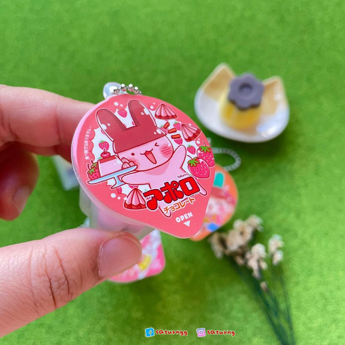 Meiji Apollo – Squishy Pudding-shaped Keychain